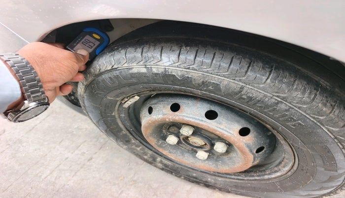 2021 Maruti Alto VXI, Petrol, Manual, 48,911 km, tyre