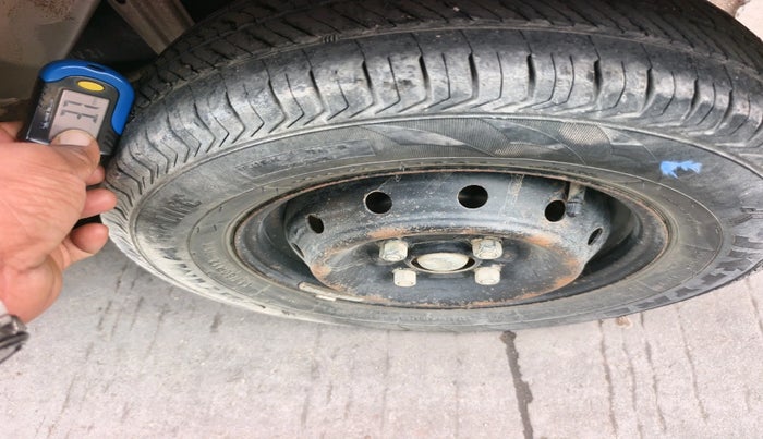 2021 Maruti Alto VXI, Petrol, Manual, 48,911 km, tyre