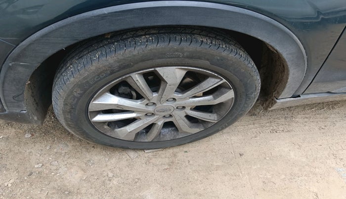 2019 Mahindra XUV300 W8 1.5 DIESEL, Diesel, Manual, 84,295 km, tyre