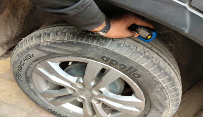 2017 Maruti Vitara Brezza ZDI PLUS, Diesel, Manual, 98,542 km, tyre