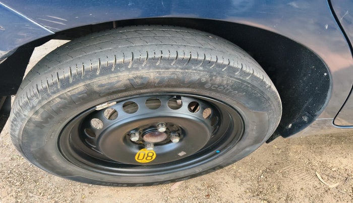 2021 Maruti Baleno ZETA PETROL 1.2, Petrol, Manual, 2,36,404 km, tyre