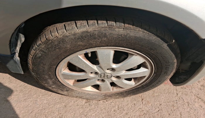 2011 Maruti Ritz ZXI, Petrol, Manual, 64,164 km, tyre