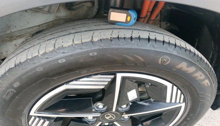 2023 Tata NEXON EV EMPOWERED LONG RANGE, Electric, Automatic, 15,775 km, tyre