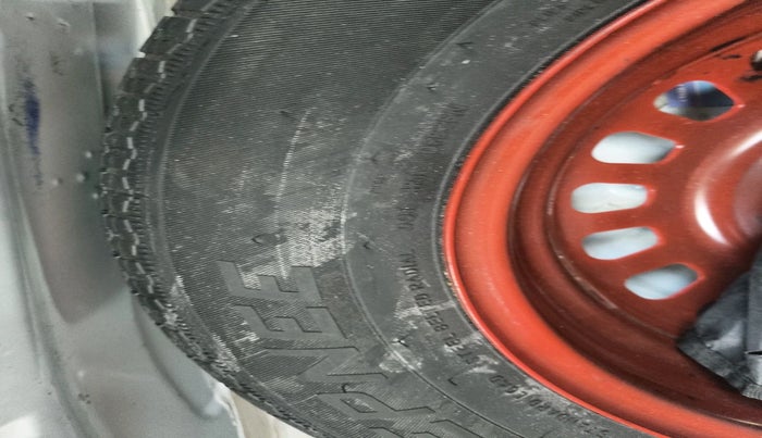 2022 Renault Kiger RXT MT, Petrol, Manual, 52,480 km, tyre