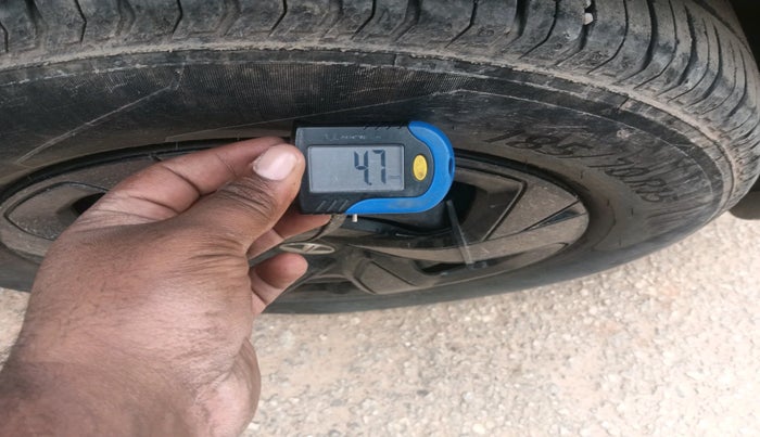 2022 Tata PUNCH ADVENTURE RHYTHM PACK MT, Petrol, Manual, 38,979 km, tyre