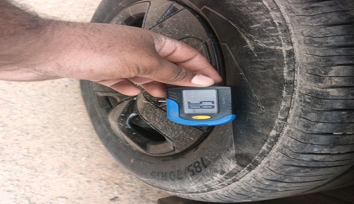 2022 Tata PUNCH ADVENTURE RHYTHM PACK MT, Petrol, Manual, 38,979 km, tyre