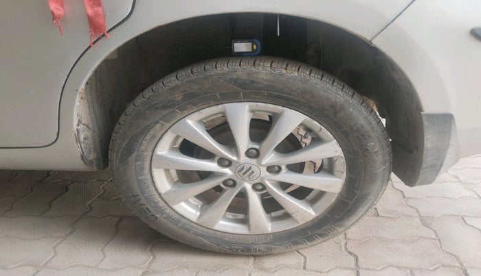 2015 Maruti Ertiga ZDI, Diesel, Manual, 97,434 km, tyre