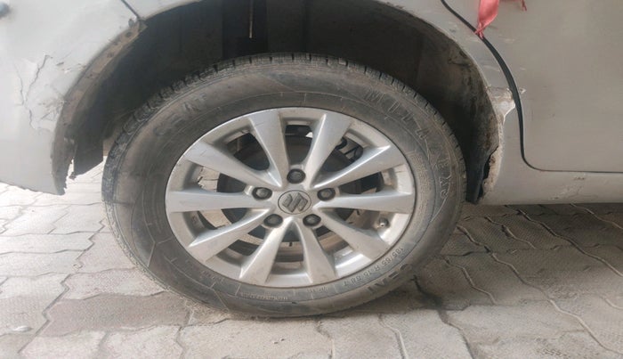 2015 Maruti Ertiga ZDI, Diesel, Manual, 97,434 km, tyre