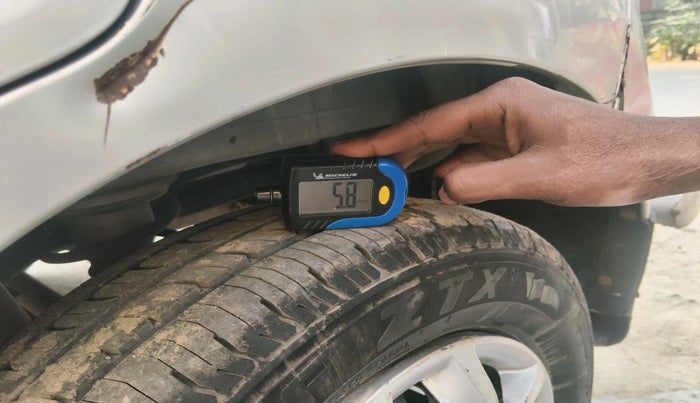 2013 Maruti Alto 800 LXI, Petrol, Manual, 1,26,306 km, tyre