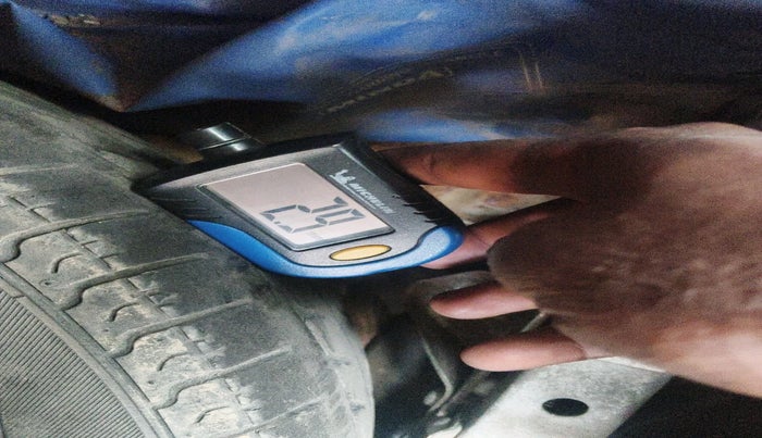 2013 Maruti Alto 800 LXI, Petrol, Manual, 1,26,306 km, tyre