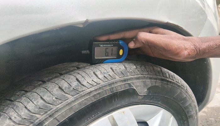 2013 Maruti Alto 800 LXI, Petrol, Manual, 1,26,306 km, tyre