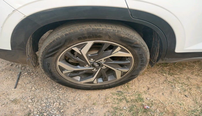 2022 Hyundai Creta SX (O) IVT 1.5 PETROL, Petrol, Automatic, 60,045 km, tyre