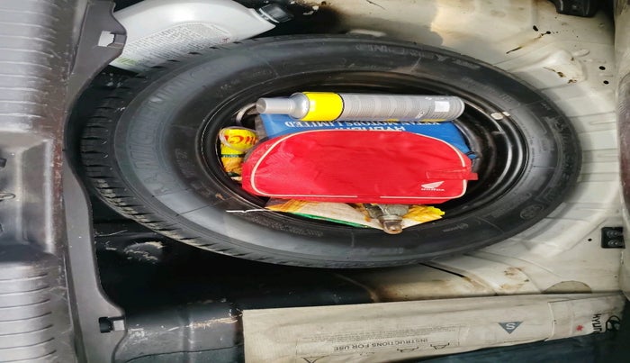 2011 Hyundai i20 ASTA 1.4 CRDI, Diesel, Manual, 84,832 km, tyre