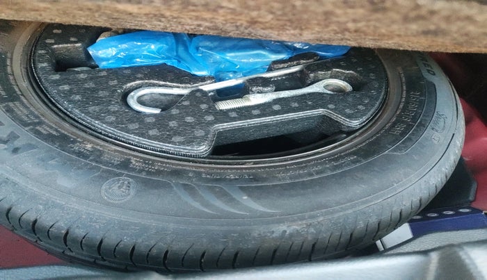 2023 Maruti BREZZA ZXI S-CNG, Petrol, Manual, 66,939 km, tyre