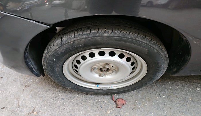 2016 Maruti Baleno SIGMA PETROL 1.2, Petrol, Manual, 71,033 km, tyre