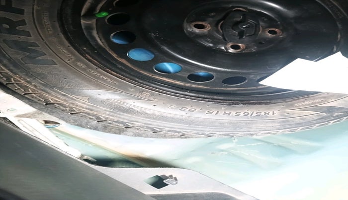 2016 Maruti Baleno DELTA PETROL 1.2, Petrol, Manual, 99,661 km, tyre