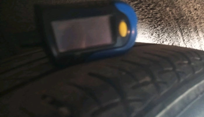 2016 Maruti Baleno DELTA PETROL 1.2, Petrol, Manual, 99,661 km, tyre