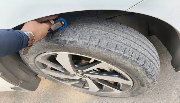 2022 Toyota Glanza V, Petrol, Manual, 20,776 km, tyre