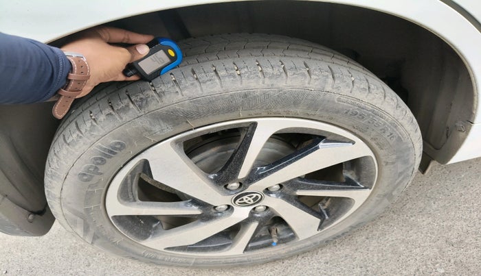 2022 Toyota Glanza V, Petrol, Manual, 20,776 km, tyre