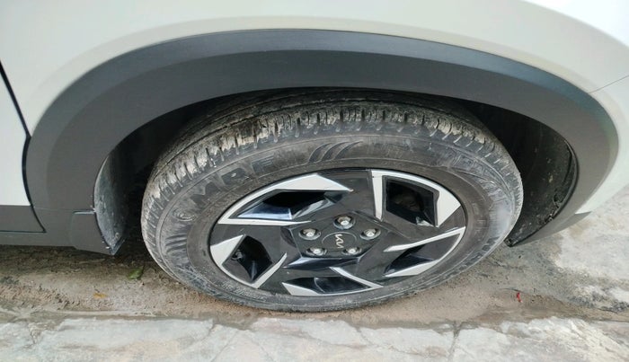 2024 KIA SONET 	 HTX 1.0 TURBO DCT, Petrol, Automatic, 8,443 km, tyre