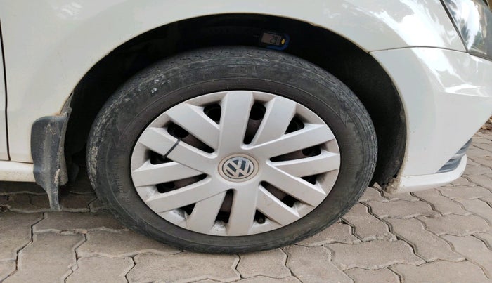 2016 Volkswagen Ameo COMFORTLINE 1.2L, Petrol, Manual, 89,467 km, tyre