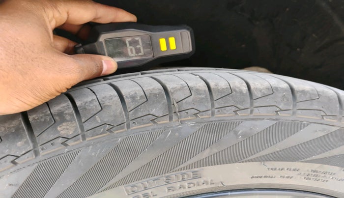 2017 Skoda Octavia 2.0 TDI CR STYLE PLUS AT, Diesel, Automatic, 90,419 km, tyre