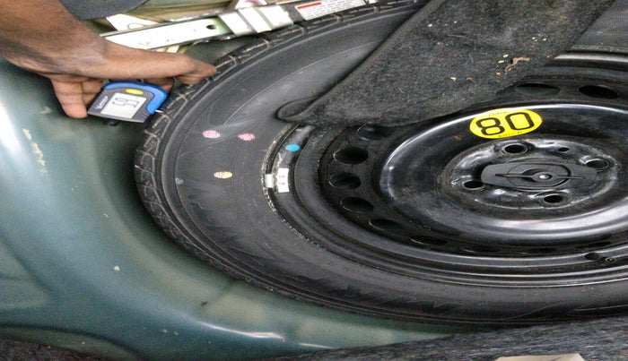 2016 Maruti Baleno ALPHA DIESEL 1.3, Diesel, Manual, 98,835 km, tyre