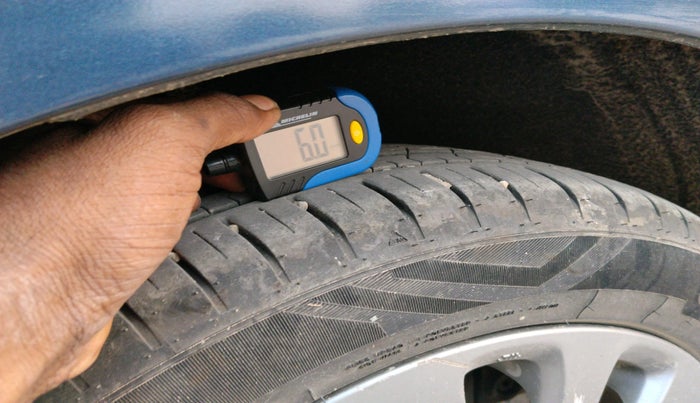 2016 Maruti Baleno ALPHA DIESEL 1.3, Diesel, Manual, 98,835 km, tyre