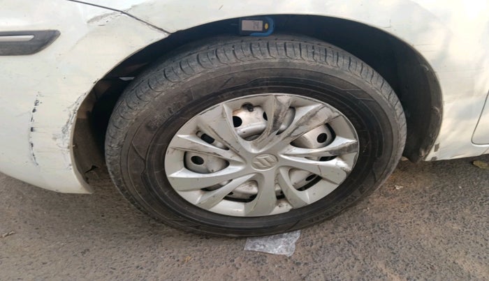 2019 Maruti Swift LXI, Petrol, Manual, 57,259 km, tyre