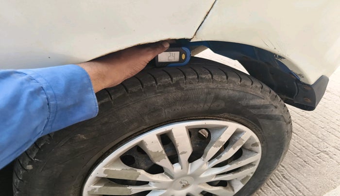 2014 Honda Amaze 1.5L I-DTEC S, Diesel, Manual, 1,07,859 km, tyre