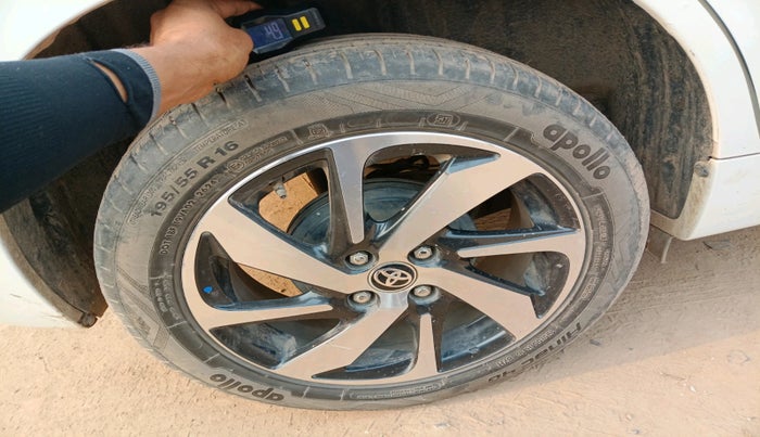 2023 Toyota Glanza G E-CNG, Petrol, Manual, 95,074 km, tyre