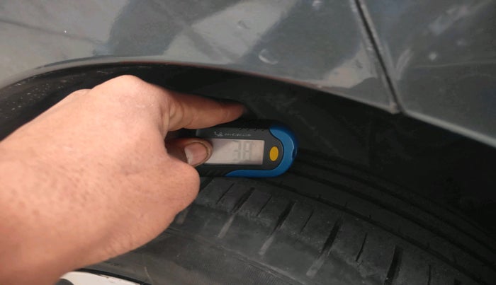 2023 Maruti Baleno ALPHA PETROL 1.2, Petrol, Manual, 48,699 km, tyre