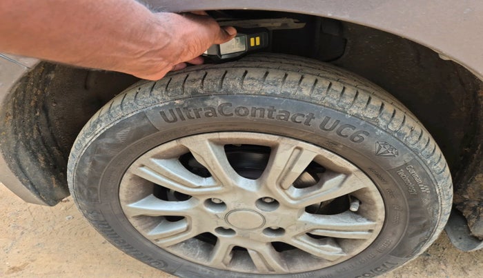 2016 Tata Tiago XZ PETROL, Petrol, Manual, 66,905 km, tyre