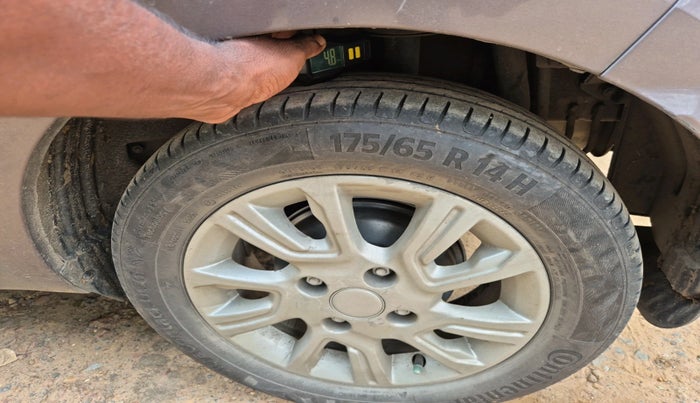 2016 Tata Tiago XZ PETROL, Petrol, Manual, 66,905 km, tyre