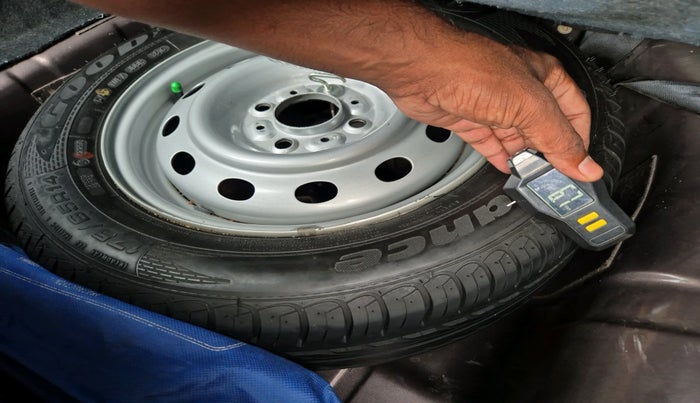 2016 Tata Tiago XZ PETROL, Petrol, Manual, 66,905 km, tyre