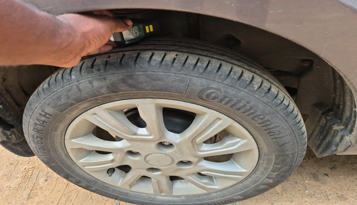 2016 Tata Tiago XZ PETROL, Petrol, Manual, 66,905 km, tyre