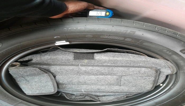 2021 KIA SONET HTK PLUS 1.0 IMT, Petrol, Manual, 25,117 km, tyre