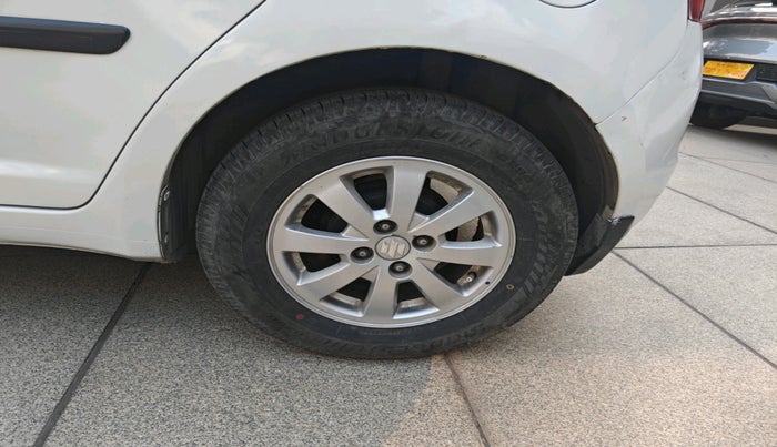 2010 Maruti Swift ZXI, Petrol, Manual, 89,362 km, tyre