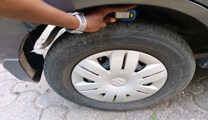 2020 Maruti Alto VXI, Petrol, Manual, 8,200 km, tyre