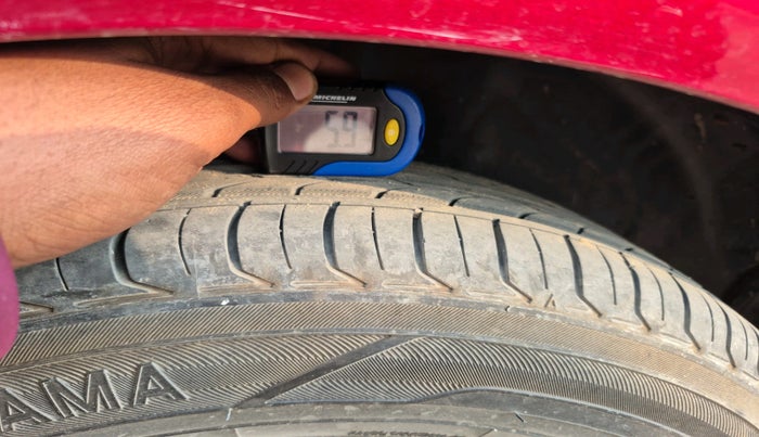 2017 Ford Figo Aspire TITANIUM 1.2 PETROL, Petrol, Manual, 61,350 km, tyre