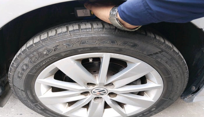 2016 Volkswagen Ameo HIGHLINE1.2L, Petrol, Manual, 57,527 km, tyre