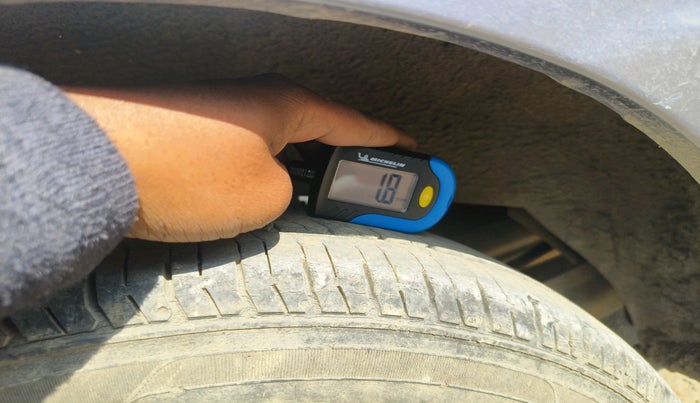 2010 Hyundai Santro Xing GL, Petrol, Manual, 75,335 km, tyre