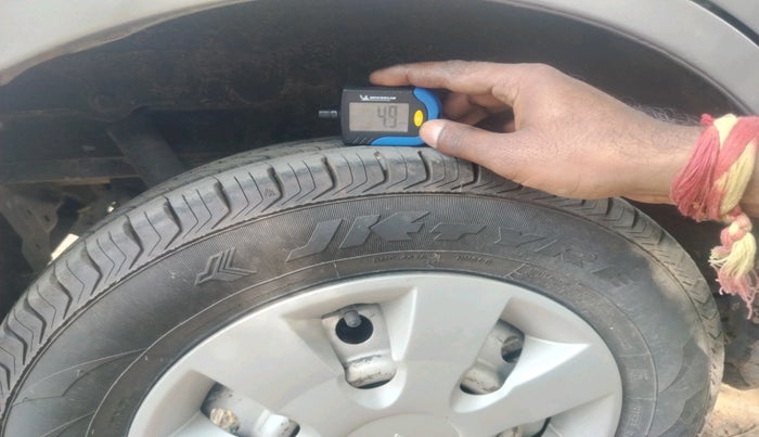 2011 Maruti Wagon R 1.0 LXI LPG, Petrol, Manual, 94,884 km, tyre