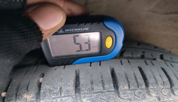 2015 Hyundai Grand i10 SPORTZ 1.2 KAPPA VTVT, Petrol, Manual, 86,000 km, tyre