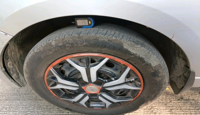 2016 Tata Tiago XZ DIESEL, Diesel, Manual, 1,21,250 km, tyre