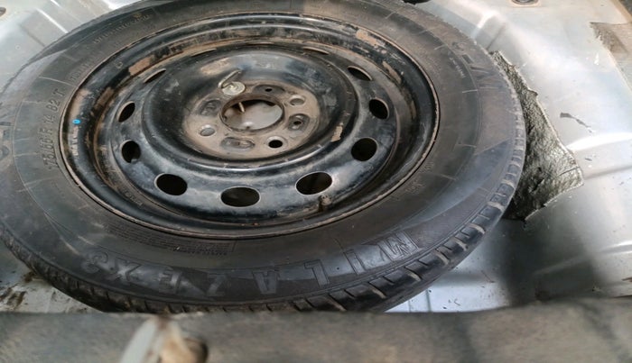 2016 Tata Tiago XZ DIESEL, Diesel, Manual, 1,21,250 km, tyre