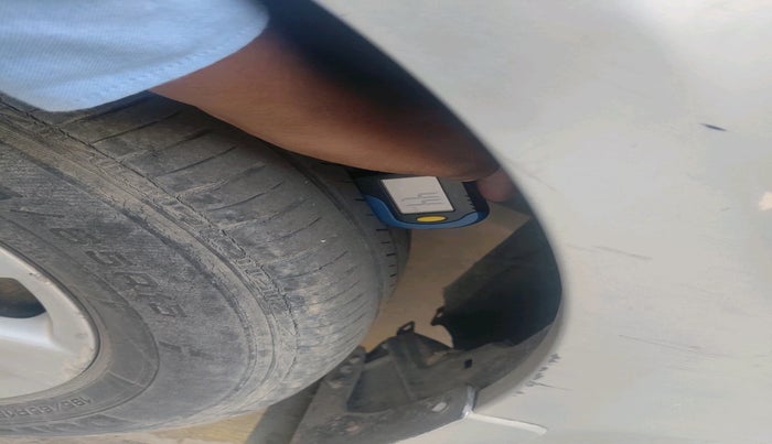 2010 Toyota Corolla Altis G PETROL, Petrol, Manual, 64,938 km, tyre