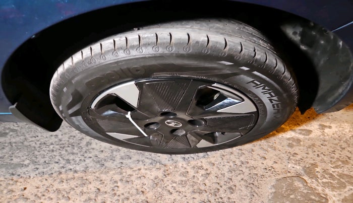 2023 Tata TIAGO EV XZ PLUS LONG RANGE, Electric, Automatic, 30,913 km, tyre