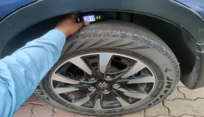 2019 Maruti S Cross DELTA 1.3, Diesel, Manual, 1,17,415 km, tyre