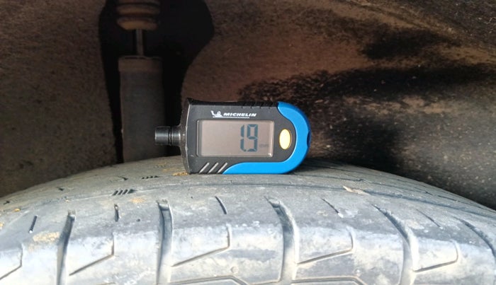 2014 Ford Ecosport TITANIUM 1.5L DIESEL, Diesel, Manual, 1,37,810 km, tyre